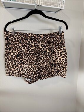 Leopard Print Women's Lounge Shorts - Tan/Black